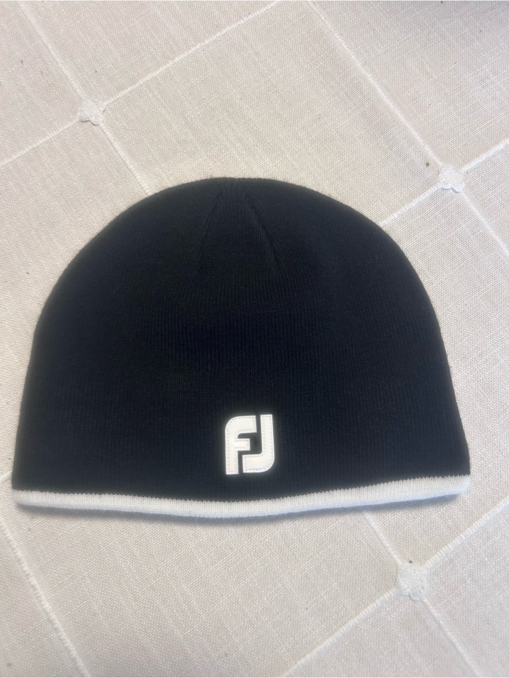FootJoy Black Golf Winter Hat Beanie with White Logo and Trim Good Condition